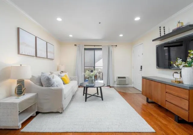 880-e-fremont-ave-203-sunnyvale-ca-94087/hzid_5031cec1