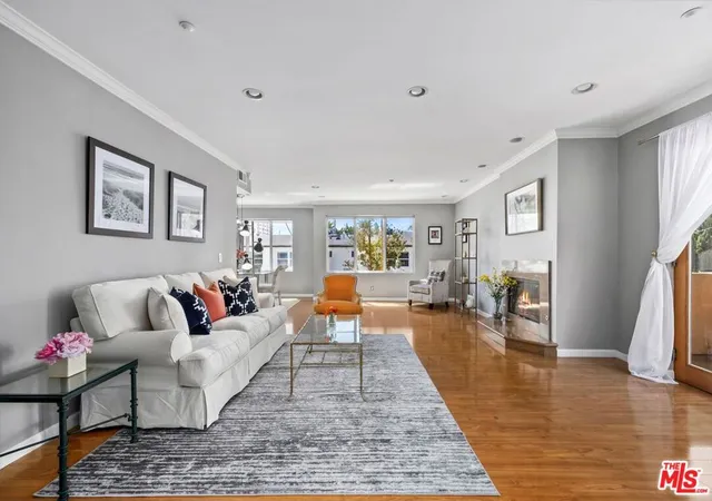 1018-4th-street-203-santa-monica-ca-90403/hzid_899e932f