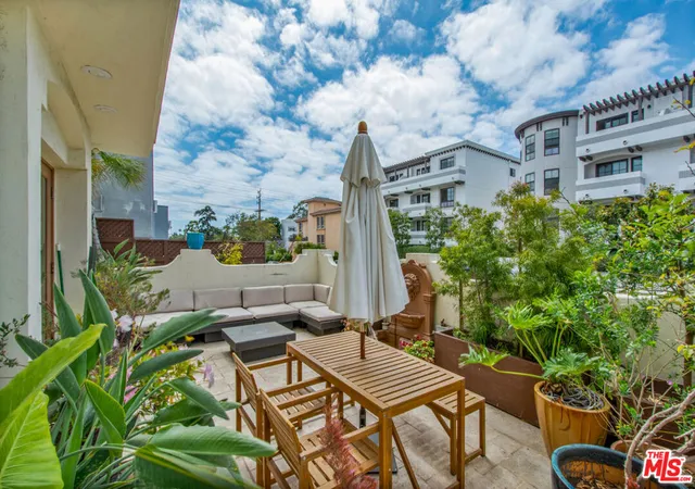 11838-kiowa-ave-101-los-angeles-ca-90049/hzid_b39074b4