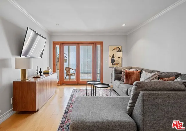 705-westmount-dr-209-west-hollywood-ca-90069/hzid_72ad28fd
