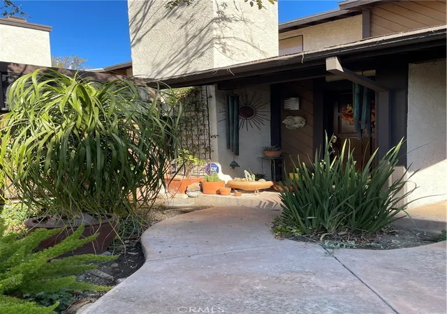 18223-soledad-canyon-rd-29-canyon-country-ca-91387/hzid_77e0503c