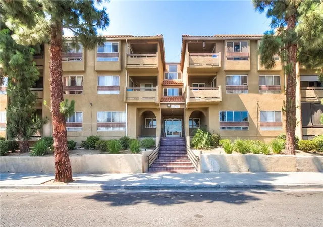 14819-downey-ave-133-paramount-ca-90723/hzid_6e5e99c8