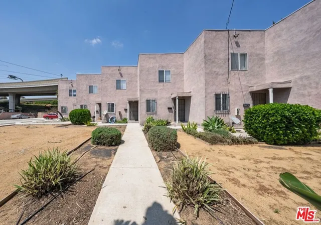517-w-117th-street-los-angeles-ca-90044/hzid_c676e67b