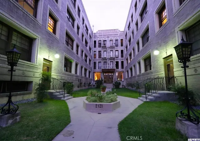2121-james-m-wood-blvd-121-los-angeles-ca-90006/hzid_020d2652