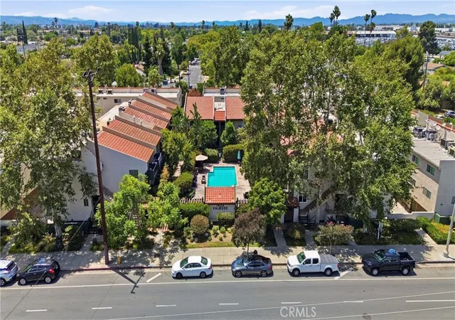 7439-woodman-avenue-54-van-nuys-ca-91405/hzid_2e4730ee