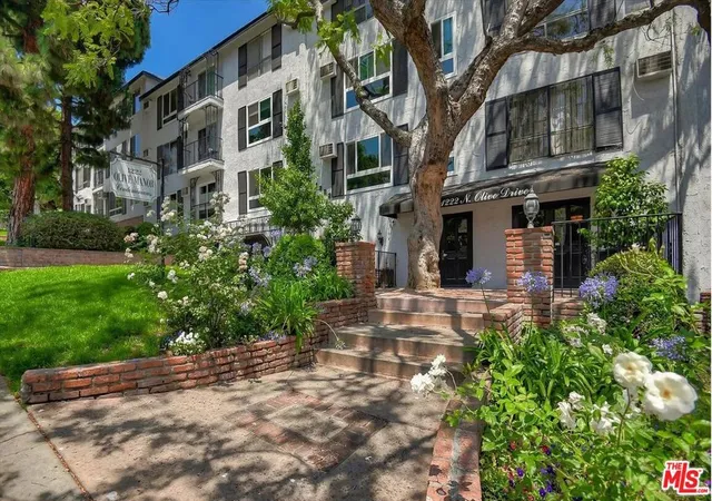 1222-n-olive-dr-209-west-hollywood-ca-90069/hzid_30aa3844