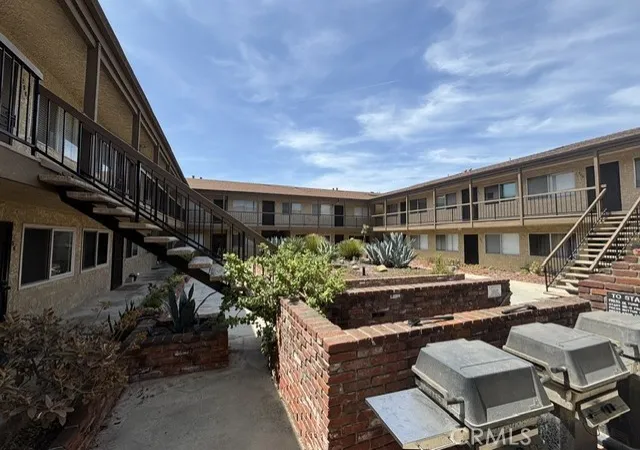 4633-marine-ave-226-lawndale-ca-90260/hzid_b4e6d505