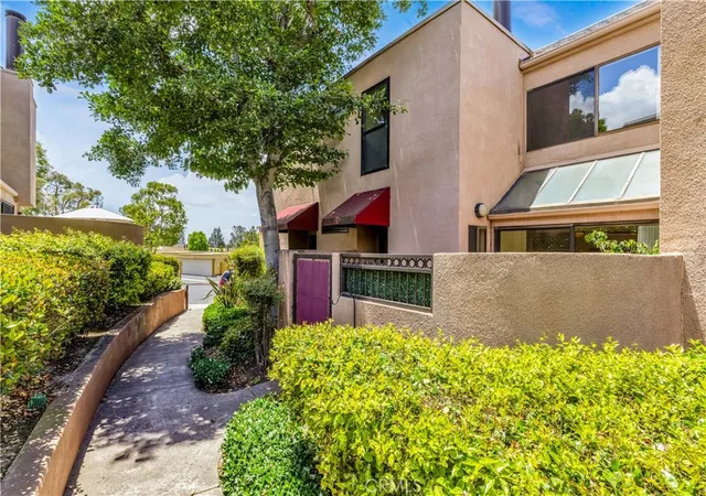 25761-le-parc-72-lake-forest-ca-92630/hzid_5a1ba685