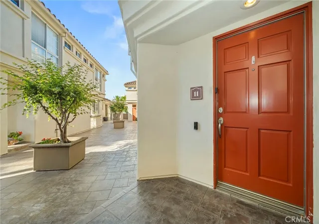 2101-east-15th-11-newport-beach-ca-92663/hzid_7af744a9