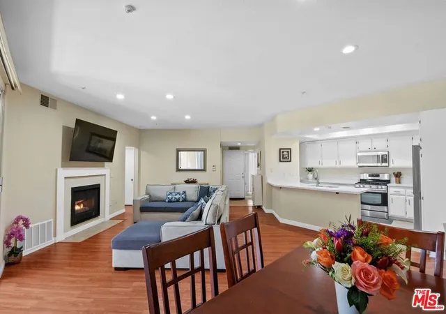 10361-garden-grv-blvd-50-garden-grove-ca-92843/hzid_5e57b985