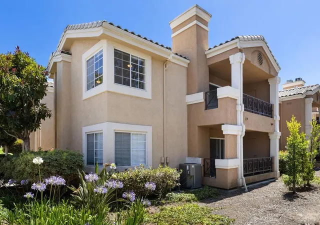 3110-sello-ln-70-carlsbad-ca-92009/hzid_b605ce59