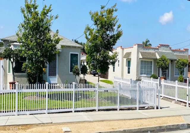 4209-west-139th-hawthorne-ca-90250/hzid_e764a827