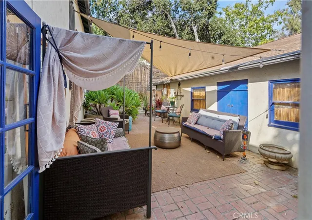 2051-lake-shore-los-angeles-ca-90039/hzid_4dbc9578