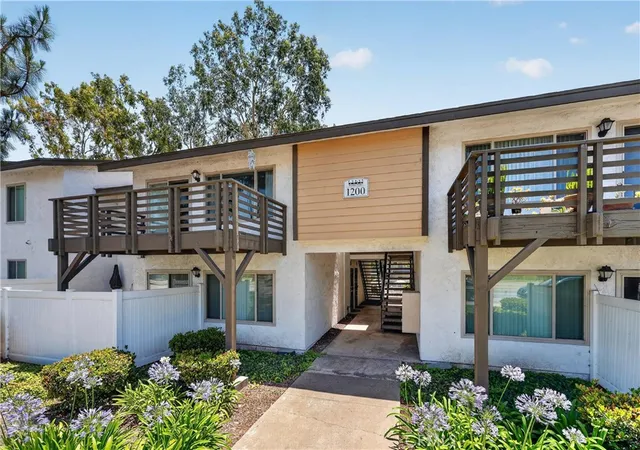 1200-w-lambert-rd-22-la-habra-ca-90631/hzid_02a6cee7