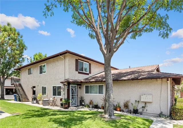 1145-w-sierra-madre-ave-w-2-azusa-ca-91702/hzid_e8d4ad11