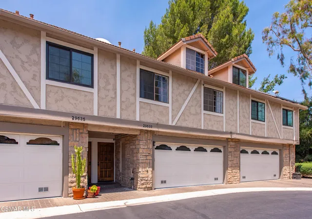 29633-strawberry-hl-dr-agoura-hills-ca-91301/hzid_452279ba