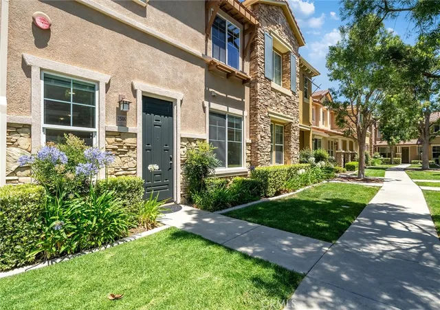 30505-canyon-hills-rd-2506-lake-elsinore-ca-92532/hzid_94100327