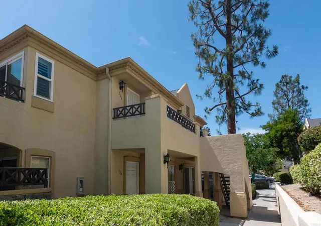2023-lakeridge-cir-204-chula-vista-ca-91913/hzid_7eb49ada