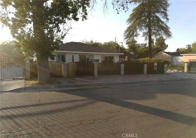 1364-bell-st-san-bernardino-ca-92404/hzid_655454b9