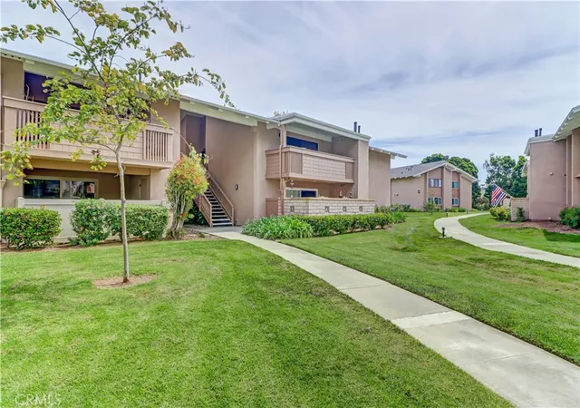 8877-lauderdale-ct-210-g-huntington-beach-ca-92646/hzid_fa22ddbf