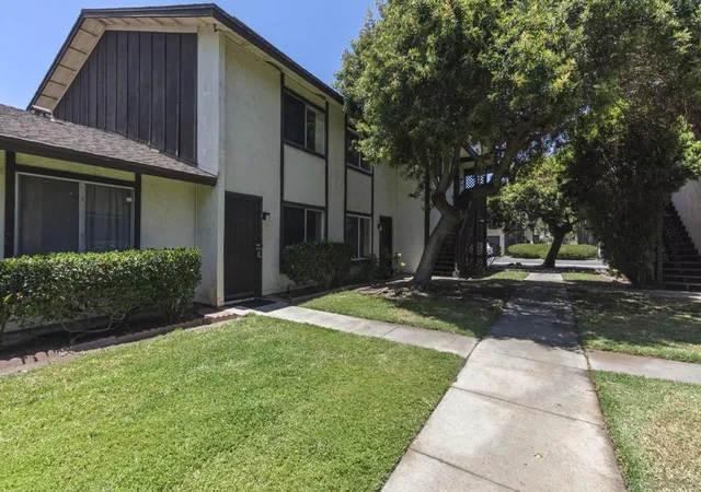 10316-carefree-dr-santee-ca-92071/hzid_10220981