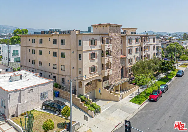 5057-maplewood-ave-ph4-los-angeles-ca-90004/hzid_eb0e1df1