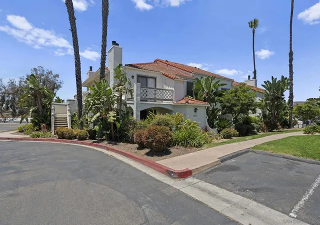 9409-fairgrove-ln-204-san-diego-ca-92129/hzid_be8a4778