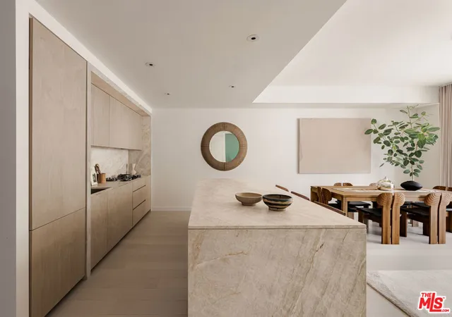9200-wilshire-blvd-504e-beverly-hills-ca-90212/hzid_9378dc5c