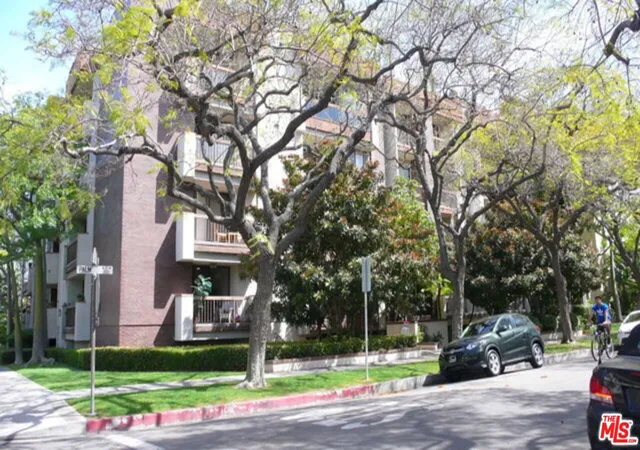 324-n-palm-dr-204-beverly-hills-ca-90210/hzid_ebd3e051