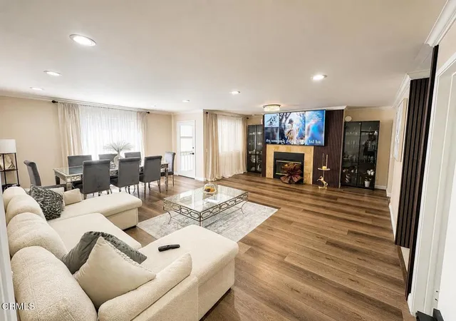 330-burchett-st-206-glendale-ca-91203/hzid_3230b8da
