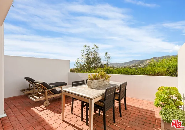 29221-heathercliff-rd-13-malibu-ca-90265/hzid_fe7a8412