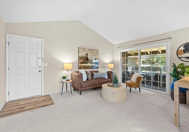 208-springview-irvine-ca-92620/hzid_e937c0fe