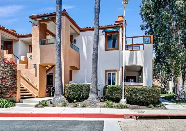 360-villa-point-dr-newport-beach-ca-92660/hzid_905de6f9