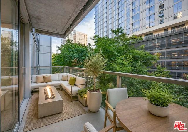 1155-s-grand-ave-419-los-angeles-ca-90015/hzid_819727cb
