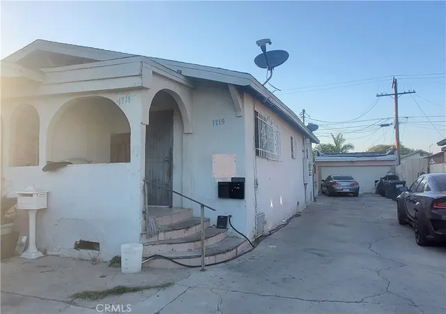 1715-east-70th-los-angeles-ca-90001/hzid_93baa8bf