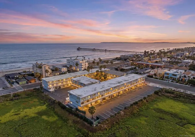 1111-seacoast-dr-46-imperial-beach-ca-91932/hzid_6e533114
