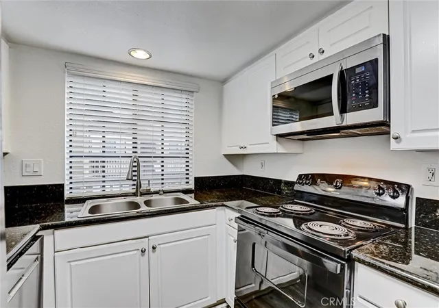 25551-indian-hl-ln-c-laguna-hills-ca-92653/hzid_4cf662f4