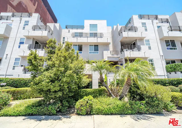 4925-wilshire-blvd-302-los-angeles-ca-90010/hzid_82561067