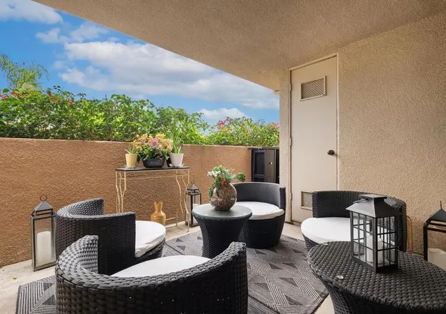 222-n-calle-el-segundo-561-palm-springs-ca-92262/hzid_a8122184