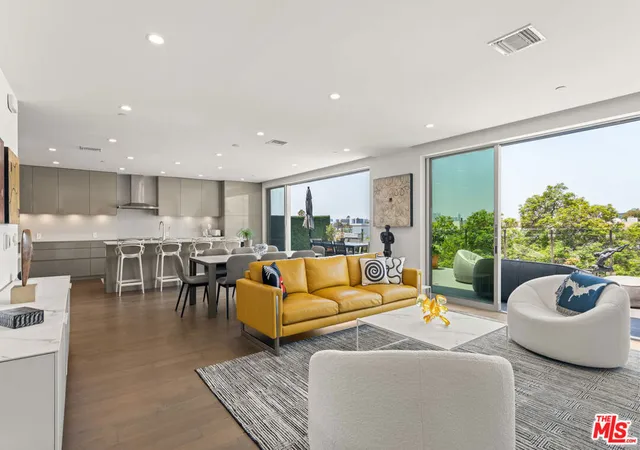 728-n-sweetzer-ave-403-west-hollywood-ca-90069/hzid_ff8e921d
