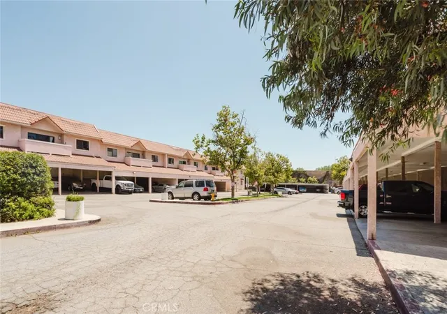 10943-laurel-cyn-14-san-fernando-ca-91340/hzid_d088ba91