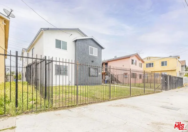 1535-e-92nd-street-los-angeles-ca-90002/hzid_f0eb6879