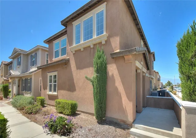 6130-snapdragon-eastvale-ca-92880/hzid_b81acade
