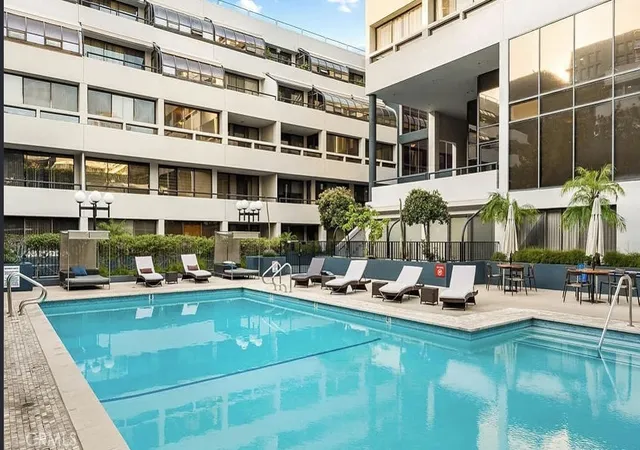 880-w-1st-street-204-los-angeles-ca-90012/hzid_a2b6eba5