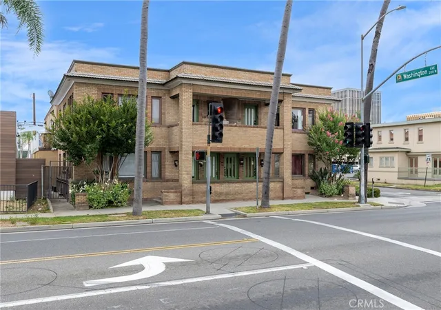 1301-n-broadway-santa-ana-ca-92706/hzid_f3439d6b