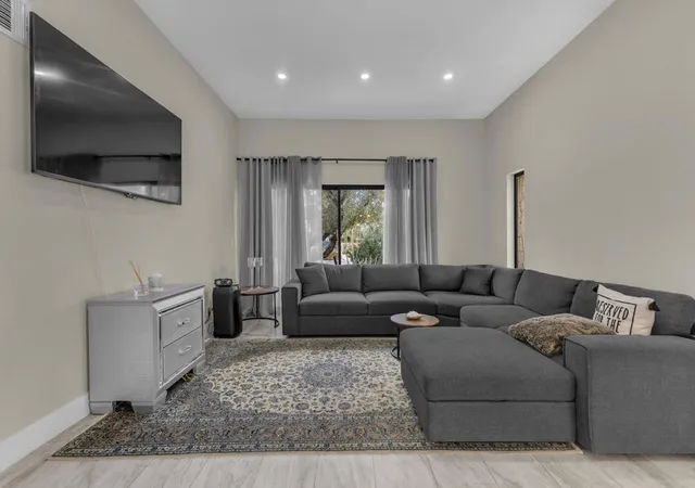 5803-los-santos-dr-19-palm-springs-ca-92264/hzid_8fed564d