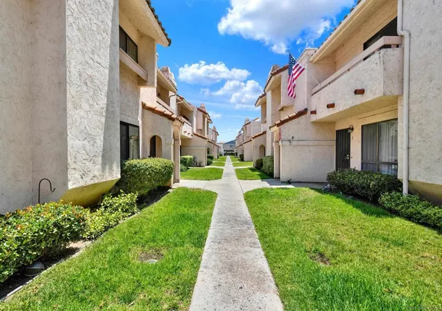 12553-mapleview-st-9-lakeside-ca-92040/hzid_80f9ada2