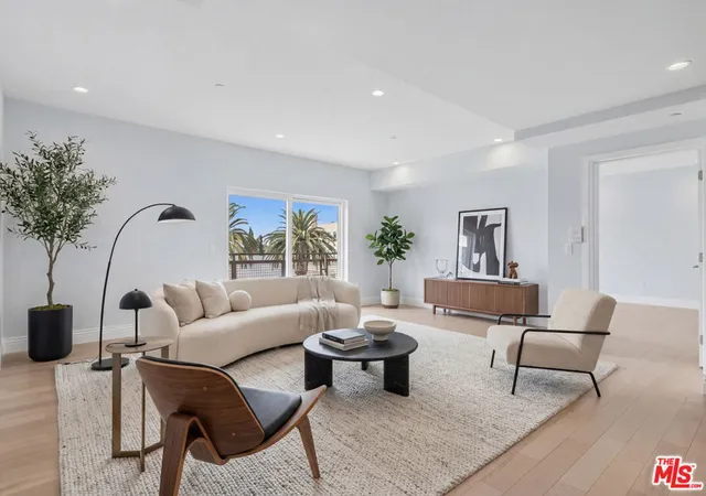 2939-leeward-ave-401-los-angeles-ca-90005/hzid_df988e77