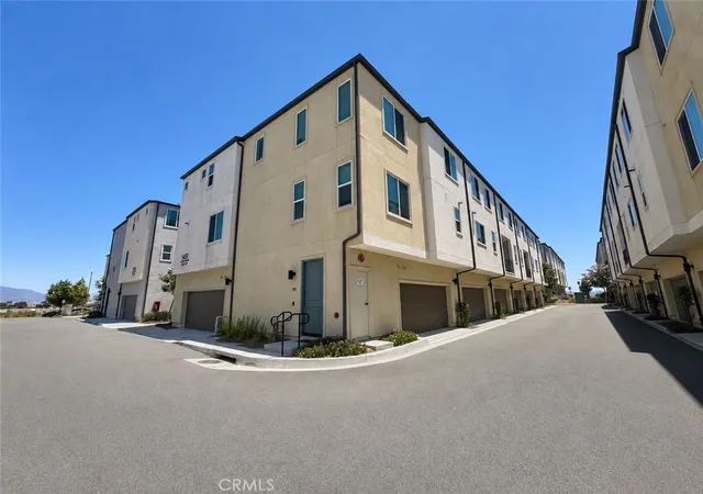 5491-seacliff-113-san-diego-ca-92154/hzid_d80105f9
