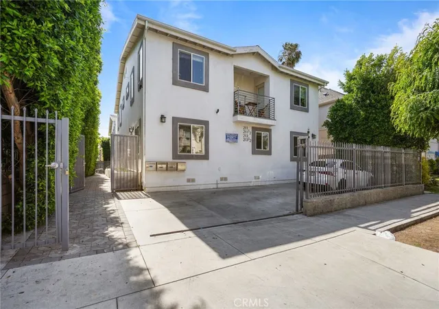 211-s-hoover-st-los-angeles-ca-90004/hzid_b6d52e5f